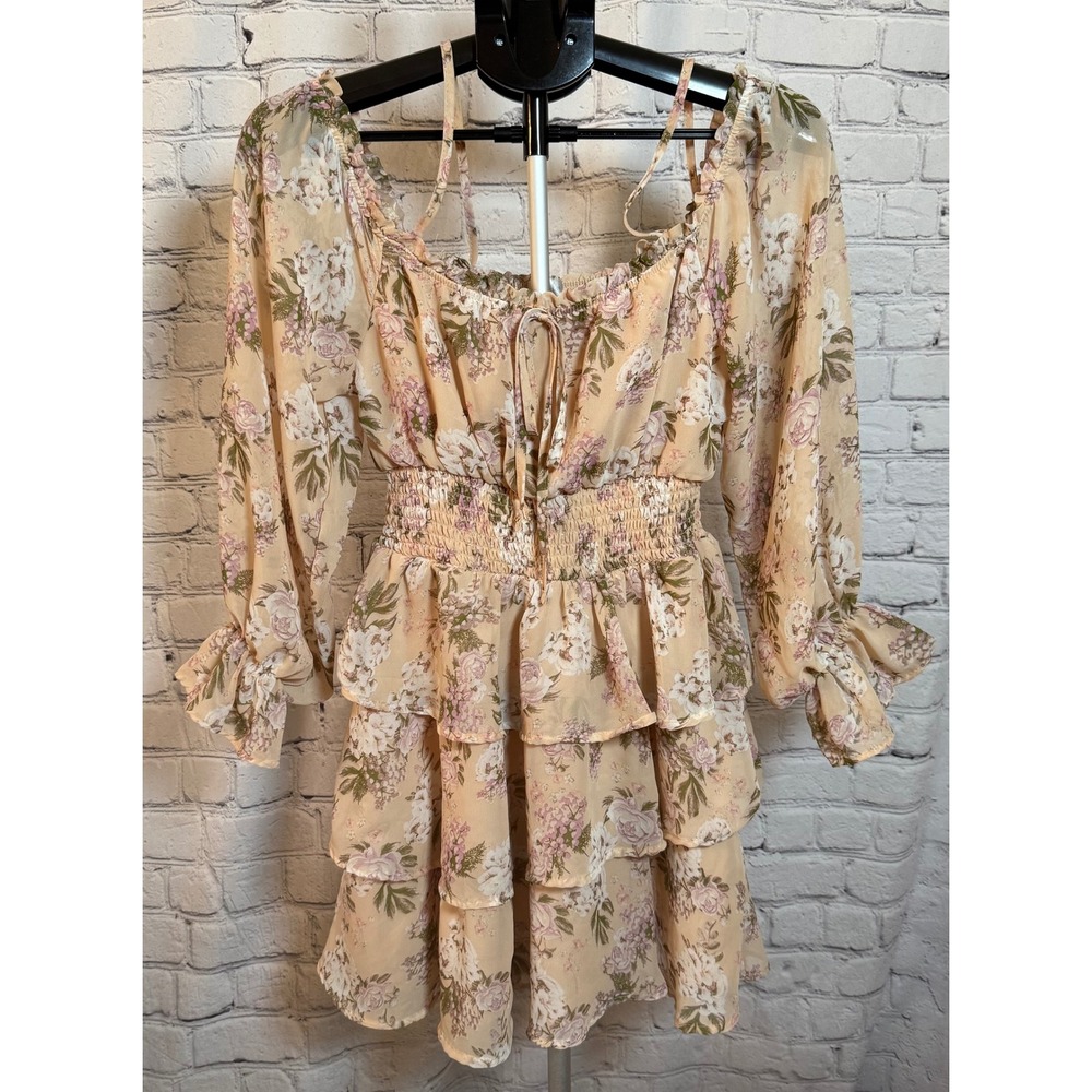 Justify Floral Tiered Ruffle Mini Dress Peach Pink‎ Smocked Waist Size Medium